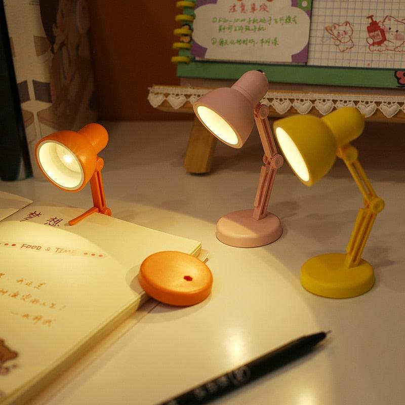 Miniature Foldable Magnetic Desk Lamp