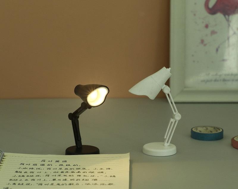Miniature Foldable Magnetic Desk Lamp