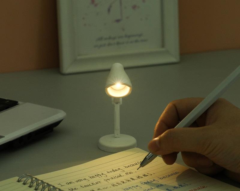 Miniature Foldable Magnetic Desk Lamp